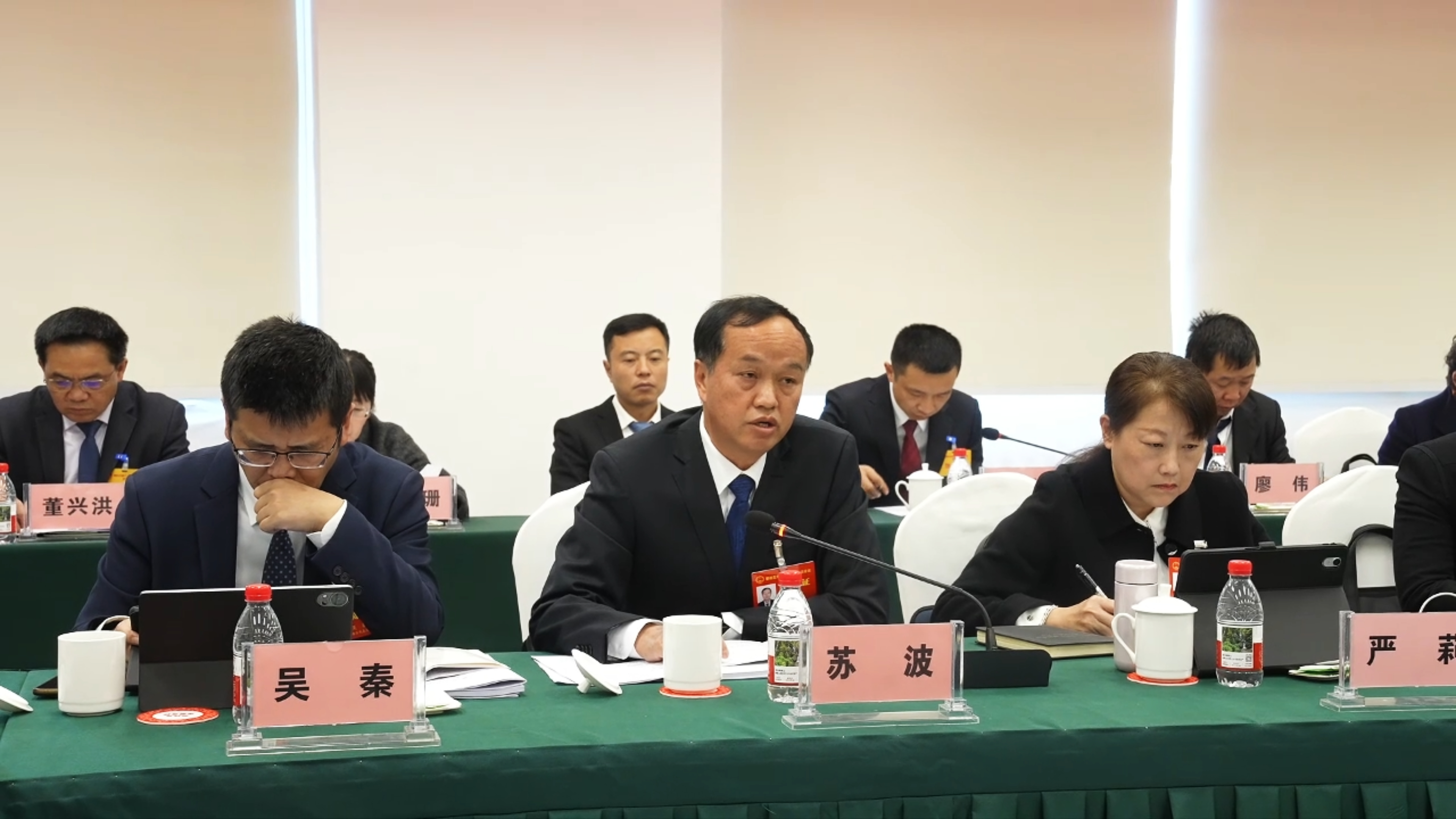 1769078853124024700.jpg ba2c68253b943bd1e08e7c881beb87a2.jpg