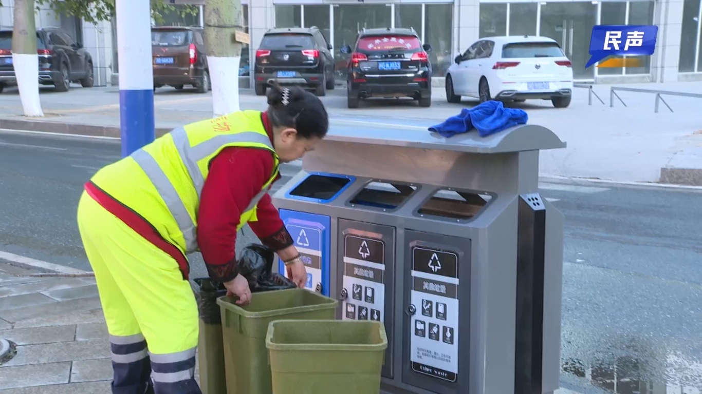 02-06 （新媒体）民生网红花街.mp4_20260206_160702.201.jpg