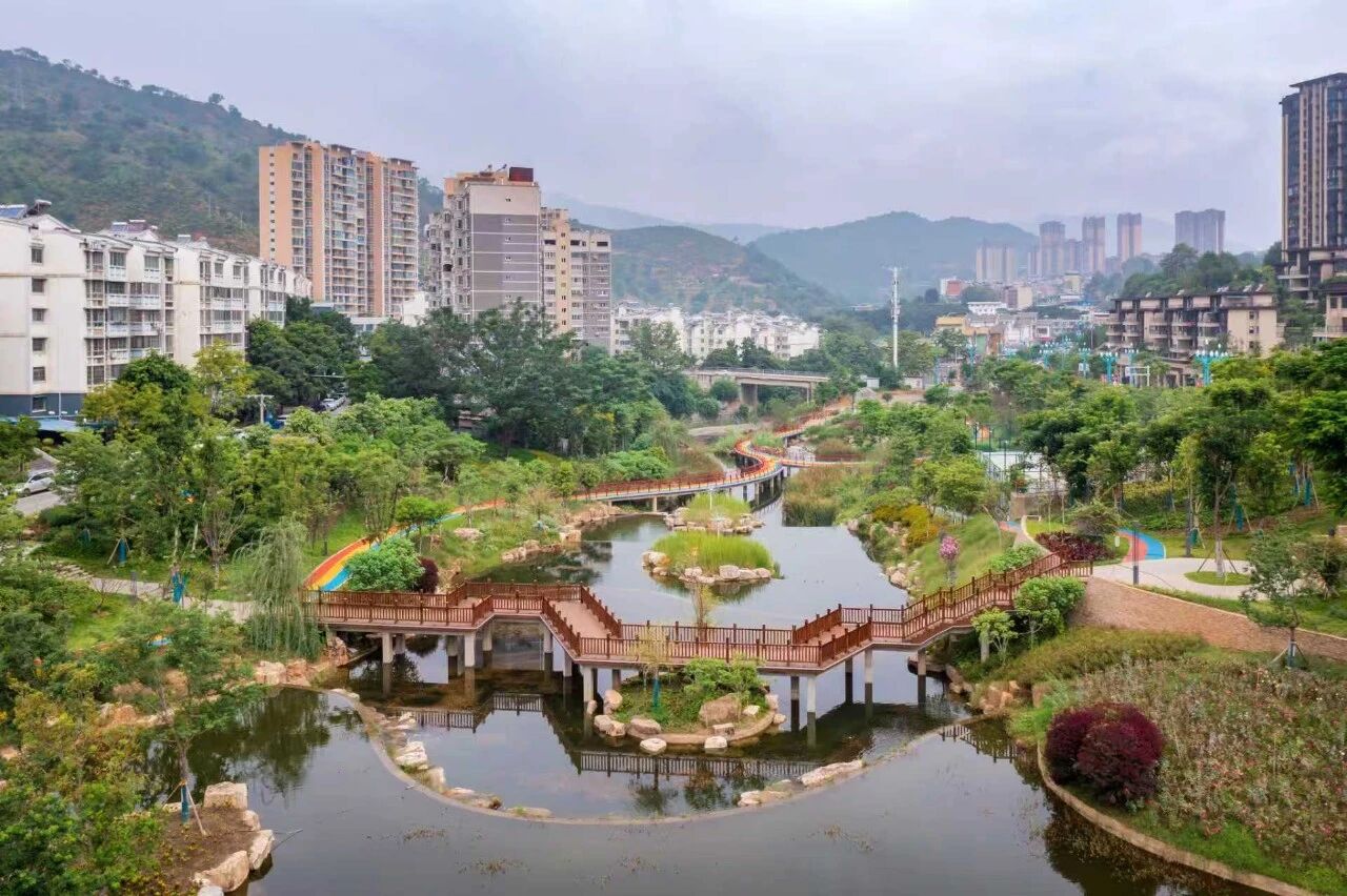 同缘公园 盐边融媒.jpg